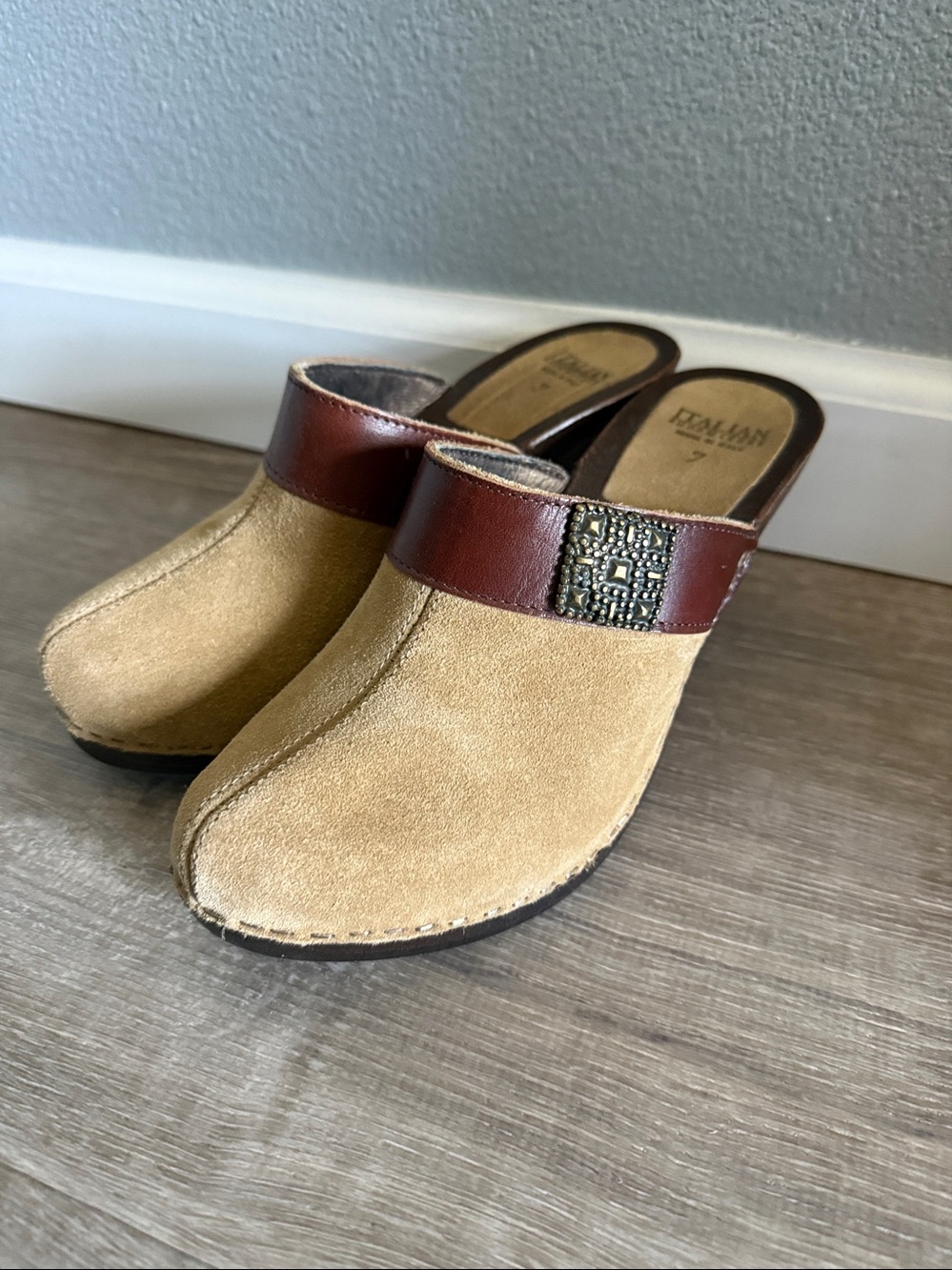 Italian Shoemakers Tan Suede Clogs - Size 7 eu38